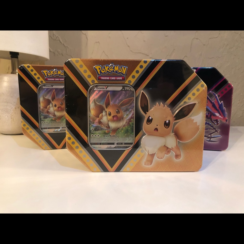 Pokemon Trading Card Game in Tin Box NEW